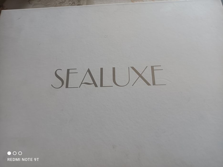 Yuz va qoʻl parvarishi uchun ajoyib maxsulotlar.