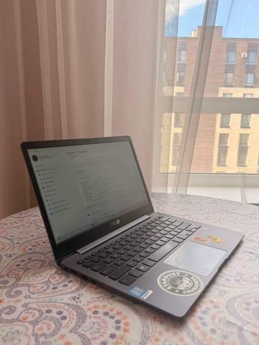 продам ноутбук Asus zenbook 13
