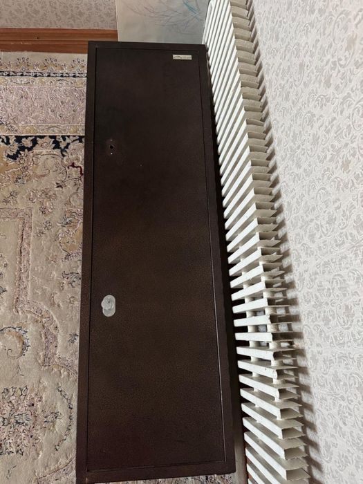 Срочно продам сейф ………………