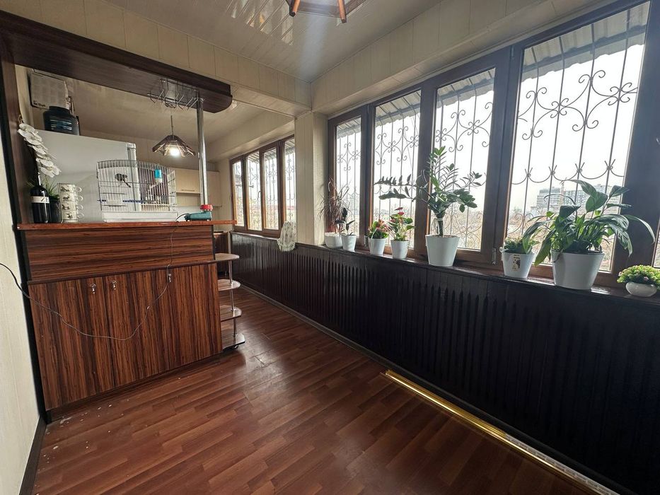 Продается квартира Бобура 3/5/5 в Центре города 84м2