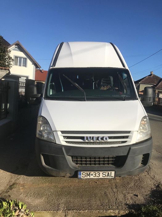Iveco daily microbuz 2008 si microbuz Renault Master 2012