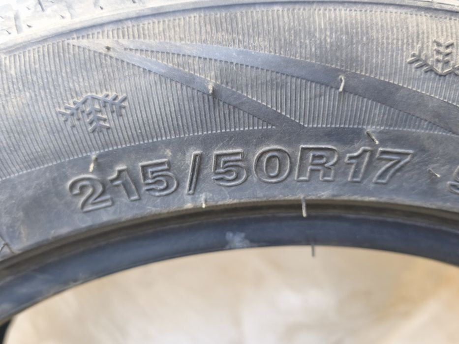 Продам шины Winter Xpro 888 215/55/17
