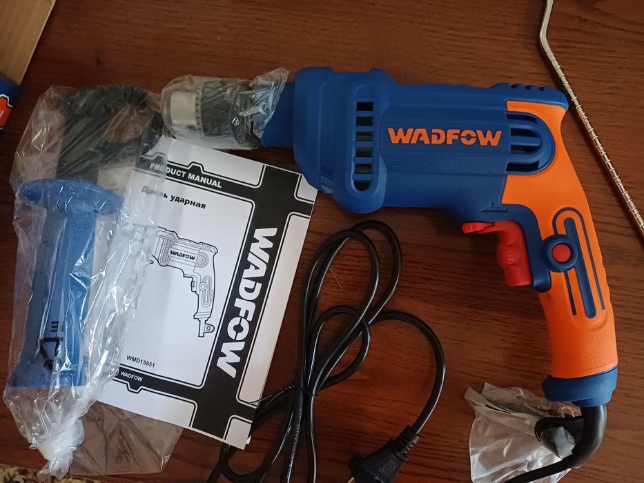 Дрель WADFOW 850 W