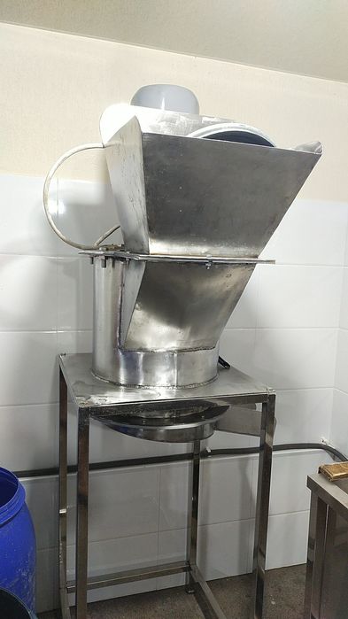 Драбилка для Помидор