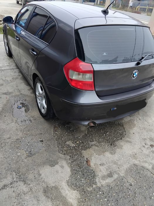 Vând bmw seria 1