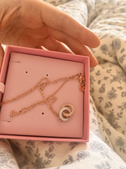 Колье Swarovski с подвеской Dextera.