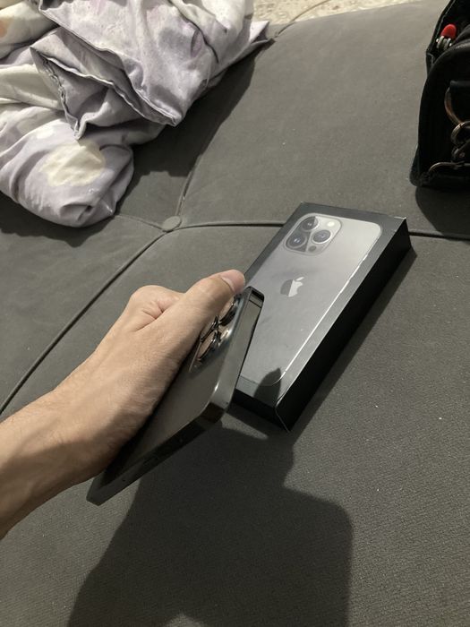 iPhone 13 Pro без ремонта