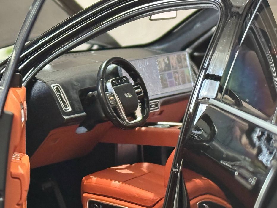 Моделька LiXiang L9