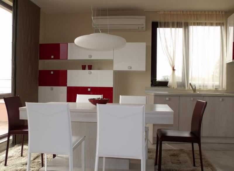 Дава се под наем Тристаен апартамент в София, Оборище - 105 кв.м за 540.6 € - Снимка #2