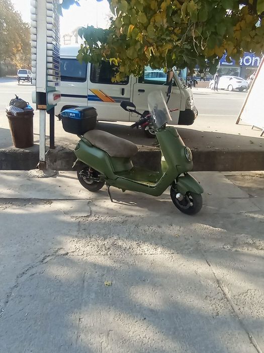 SKUTER Sotiladi samarqand