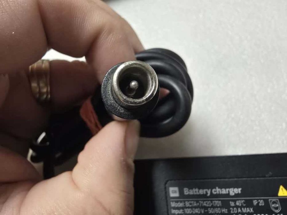Alimentator Xiaomi Original BCTA + 71420- 1701 Scooter 41V 1.7A Xiaomi