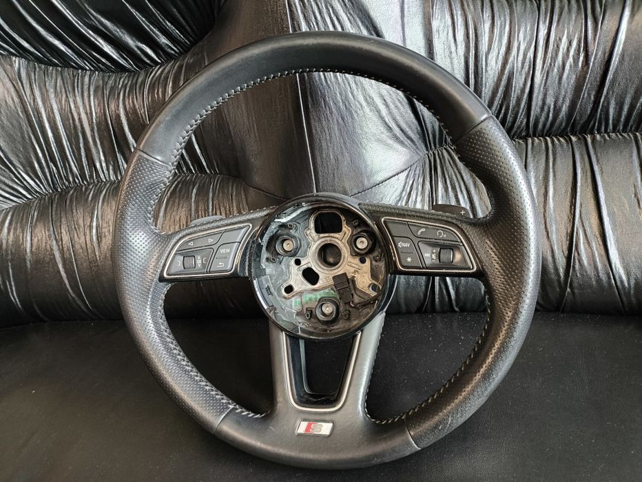 Волан за Audi A4,A5 8W B9