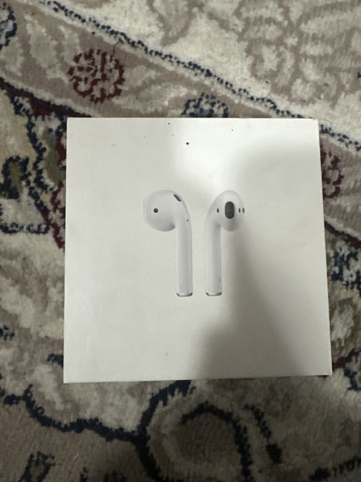 Airpods в хорошом состояние