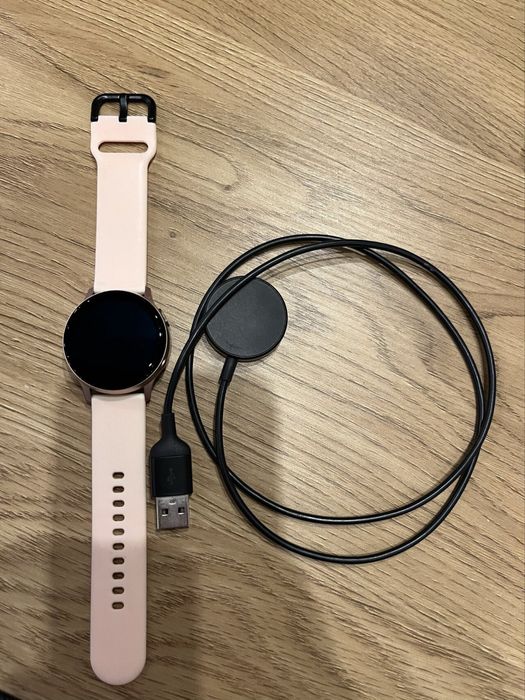 Смарт часовник Samsung active2