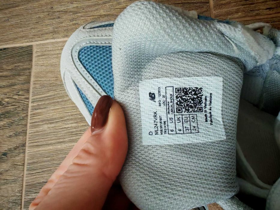 Adidași new balance 9060