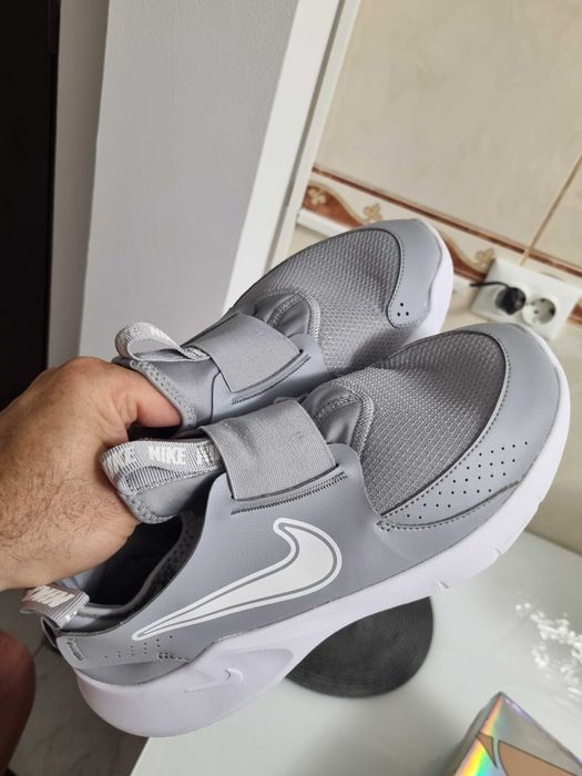 Adidași Nike băieți originali noi nr. 40 in stare foarte bună
