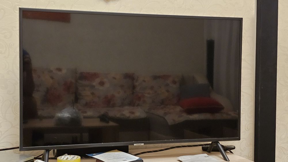 Телевизор Samsung UE43NU7170U