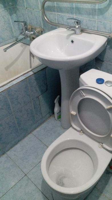 Продам 2х ком Б Момышулы