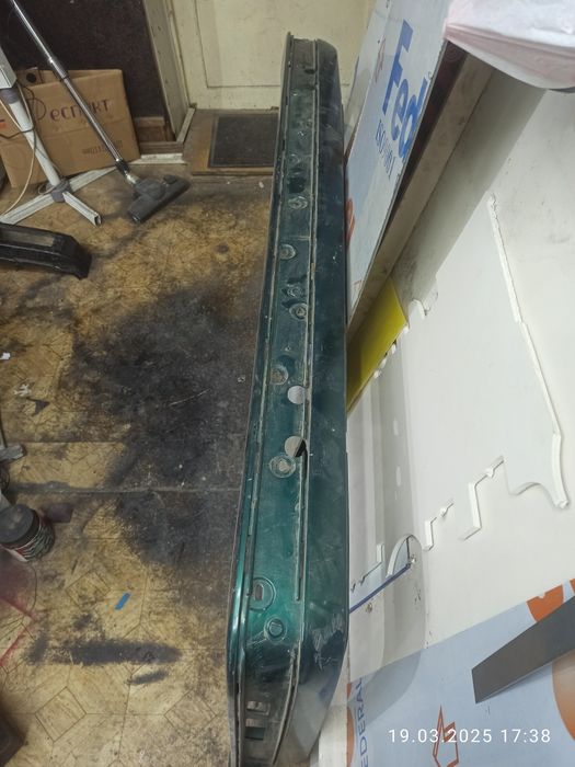 Задний бампер БМВ Е30