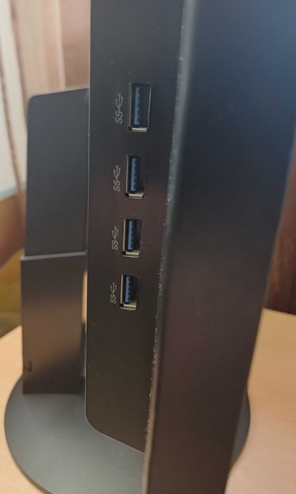 Lenovo Thinkvision Монитор -  с USB Хъб, Идеален за офиса и дома!