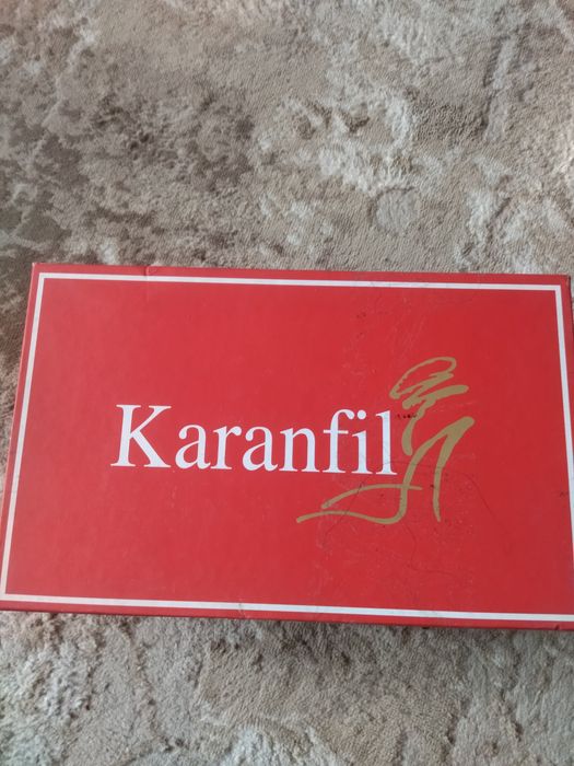 Продам босоножки женские