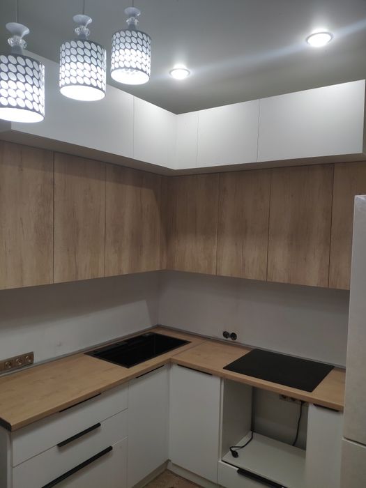 Сборка разборка мебели. Мебельщик на час.