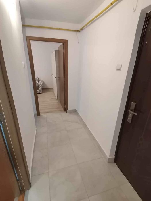 Apartament cu 2 camere, zona 9 Mai, str. Mioritei