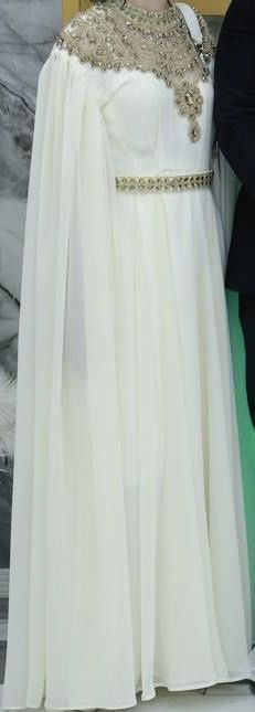 Платье с камнями