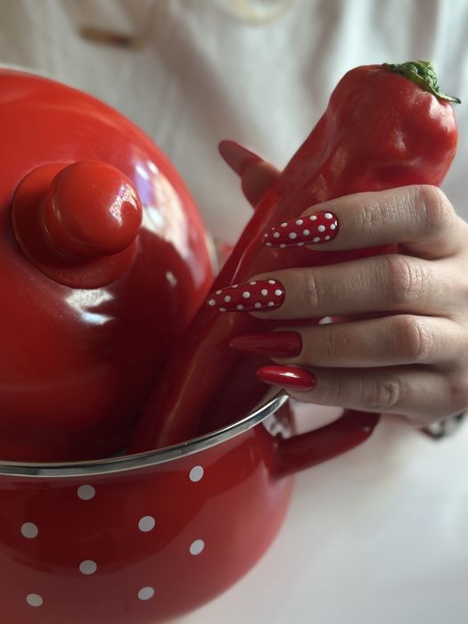 Маникюр/Педикюр