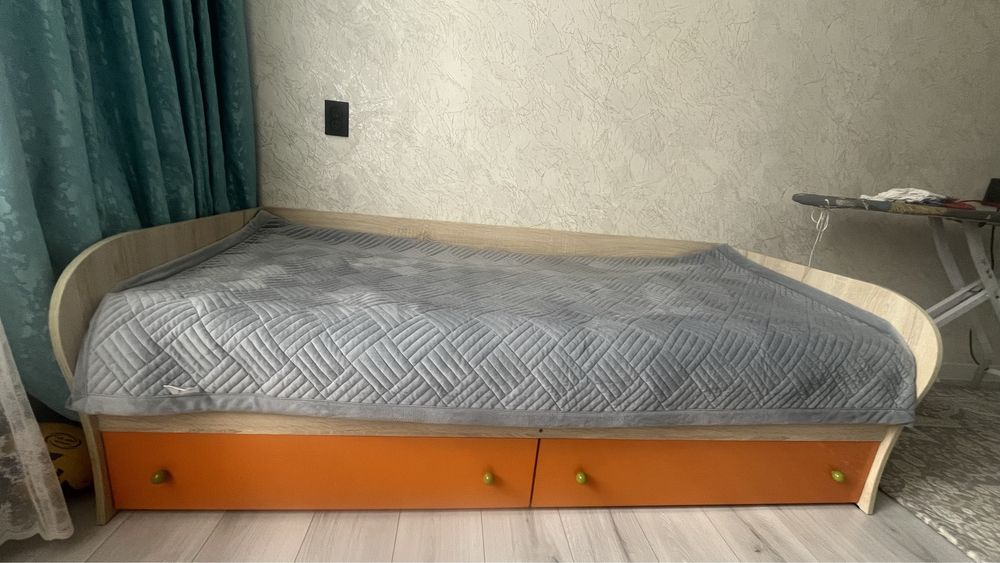 Кровать подростковый