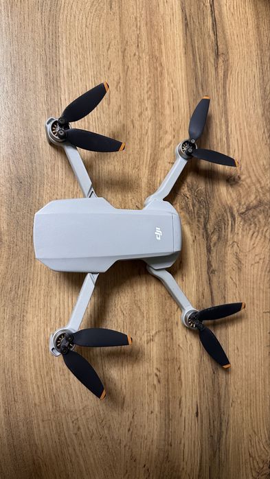 Дрон DJI Mini 2 на запчасти или под востановление
