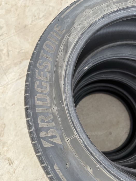 Продам шины 225/60/18