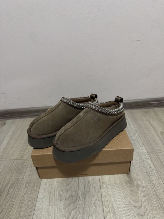 Geaca The North Face 700 puffer + ugg talisman marime 38