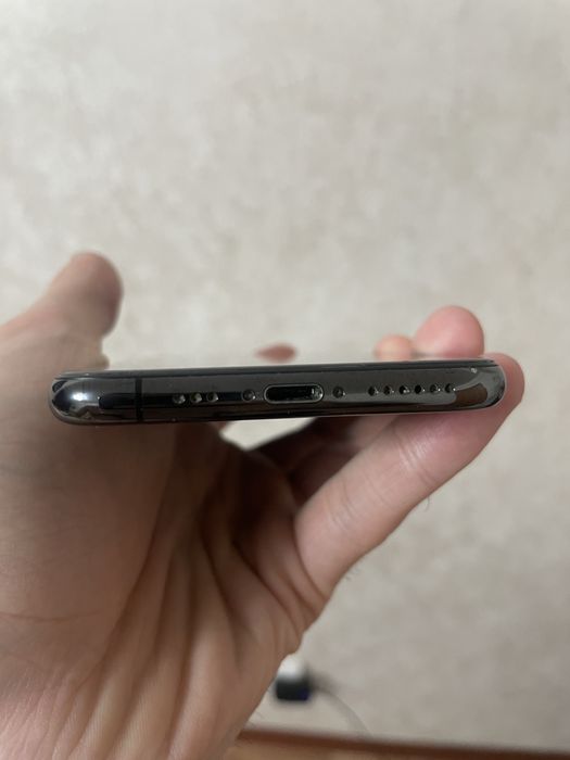 Продам Iphone XS 256 gb