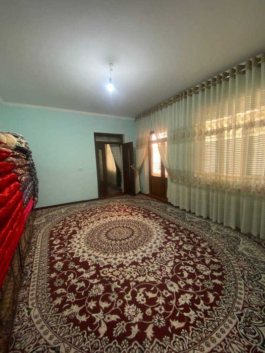 Sotiladi shinam va barcha sharoitlarga ega hovli uy!