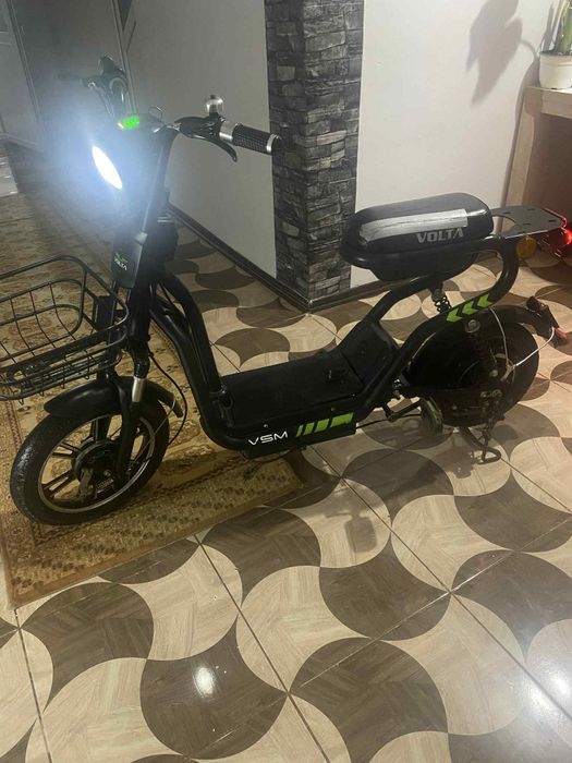 Scuter volta in stare foarte buna la proba mai multe detali in privat