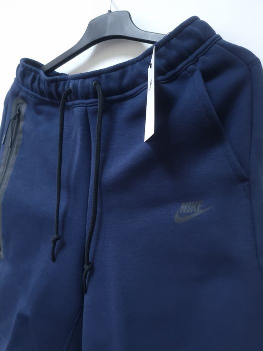 Nike Sportswear - Tech Fleece pantaloni scurti