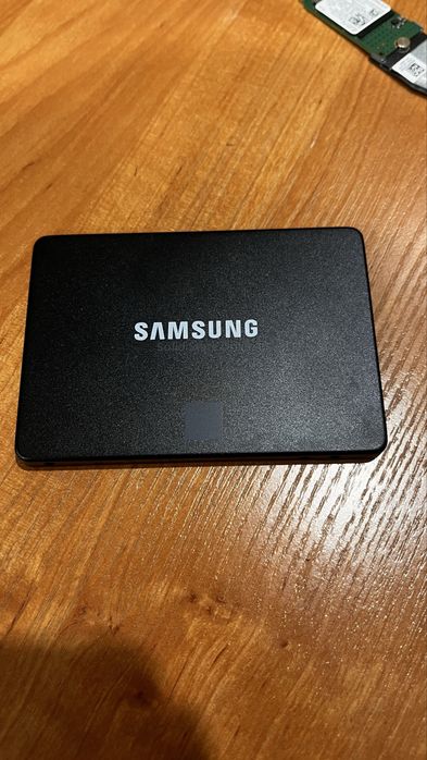 продам SSD 500gb Samsung