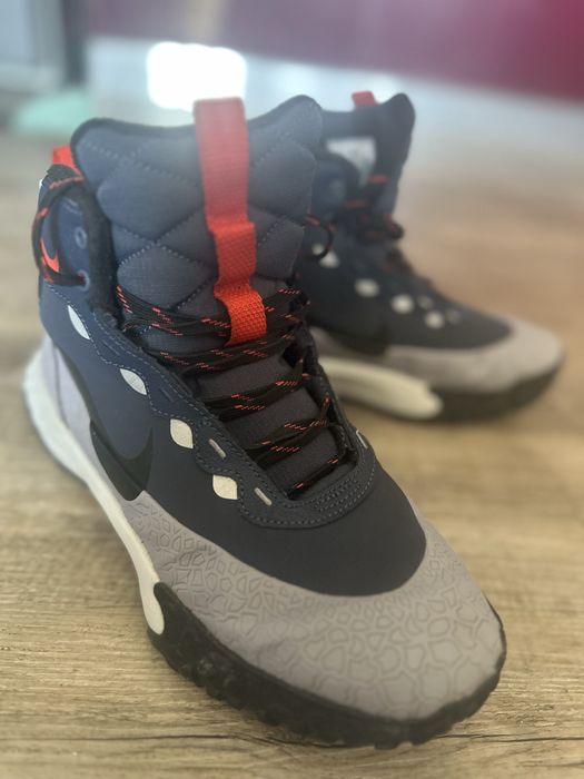 Зимни боти Nike Hikeda