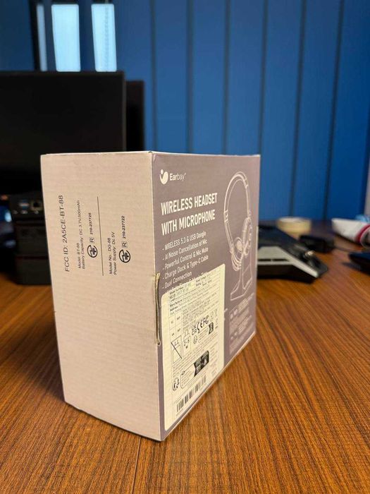 Căști Wireless Earbay cu Dock de încărcare și USB Dongle – Noi