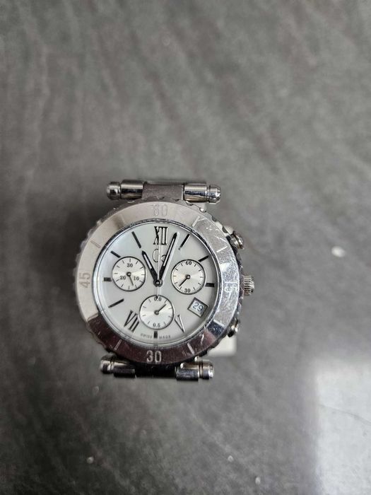 Ceas Guess Collection de dama curea metalica