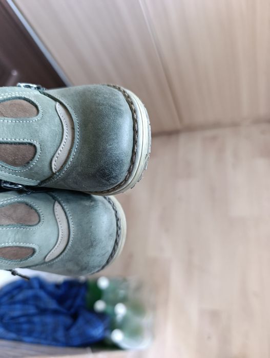 Продам ботинки 22 размера