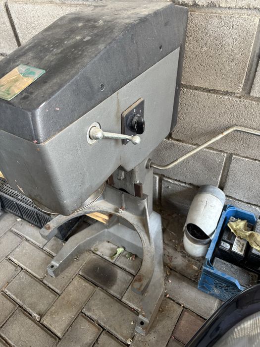 Тестомес двигатель