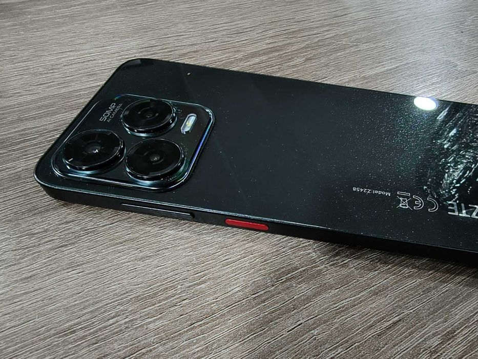 Мобилен Телефон ZTE Blade V70