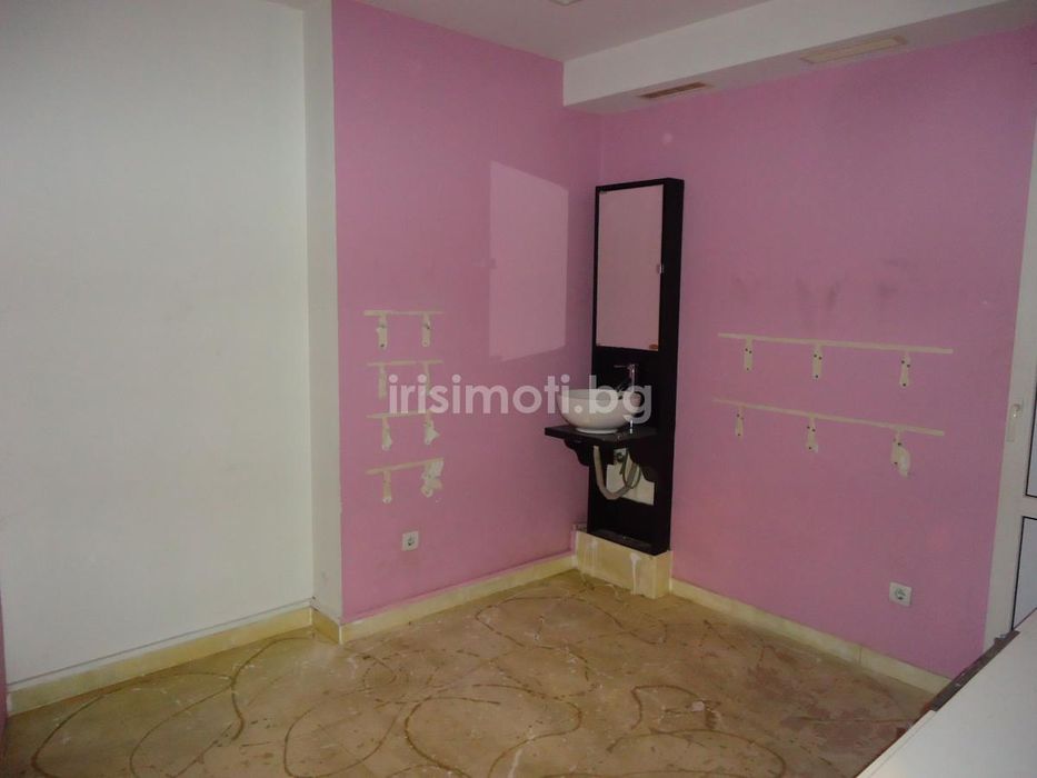 Дава се под наем Магазин в София, Зона Б-19 - 82 кв.м за 600 € - Снимка #6