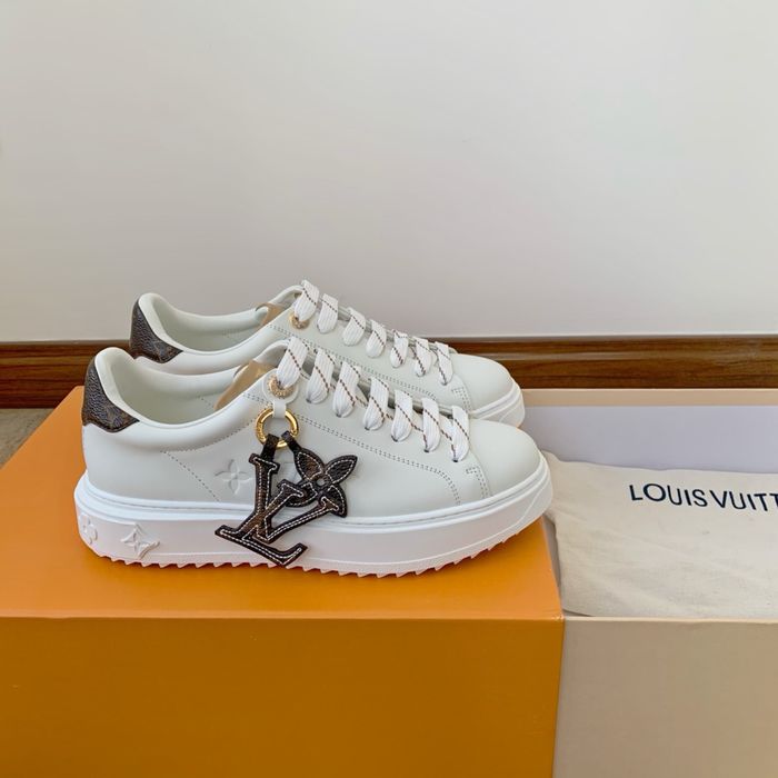Adidasi Louis Vuitton