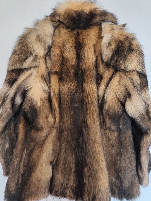 Кожено палто и шапка