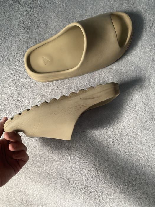 Adidas yeezy slide