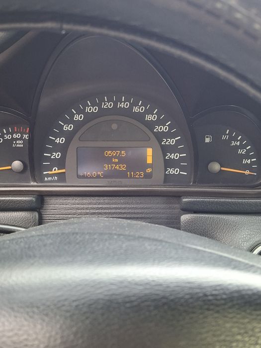 Продава се Мерцедес W 203