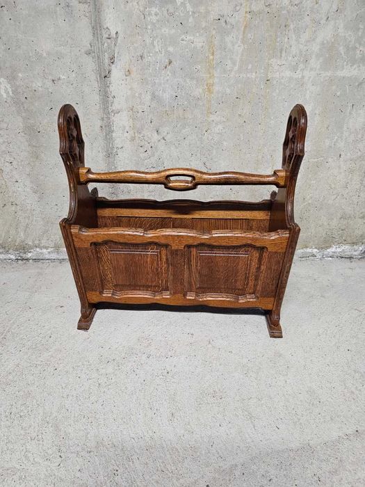 Масивна дъбова стойка за списания